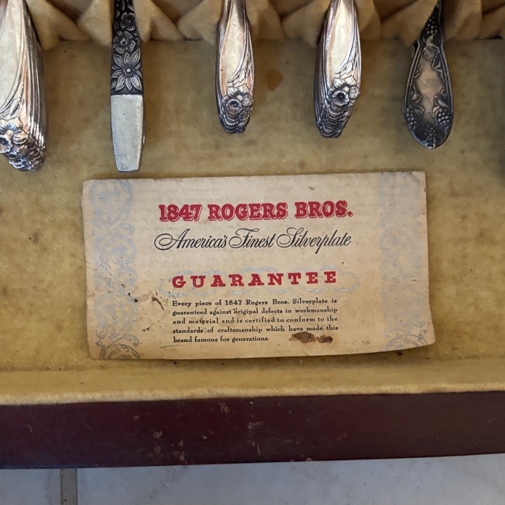 Silver Plated Flatware Set - Picture 2 of 3